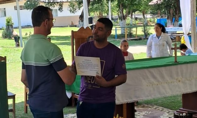 Entrega de Certificado Marca Festa de São Francisco na Fazenda da Esperança Bento XVI
