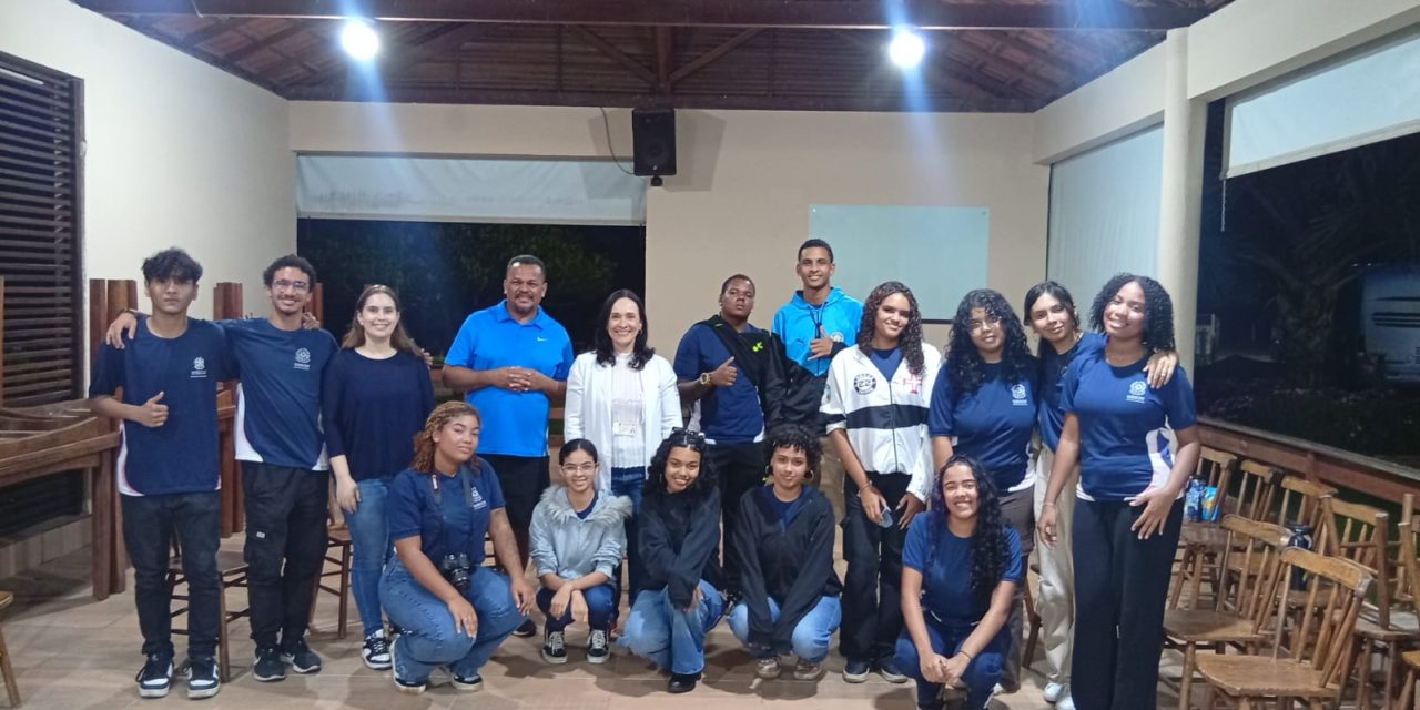 Estudantes da Escola Irmã Maria Horta realizam visita pedagógica à Fazenda da Esperança de Serra/ES